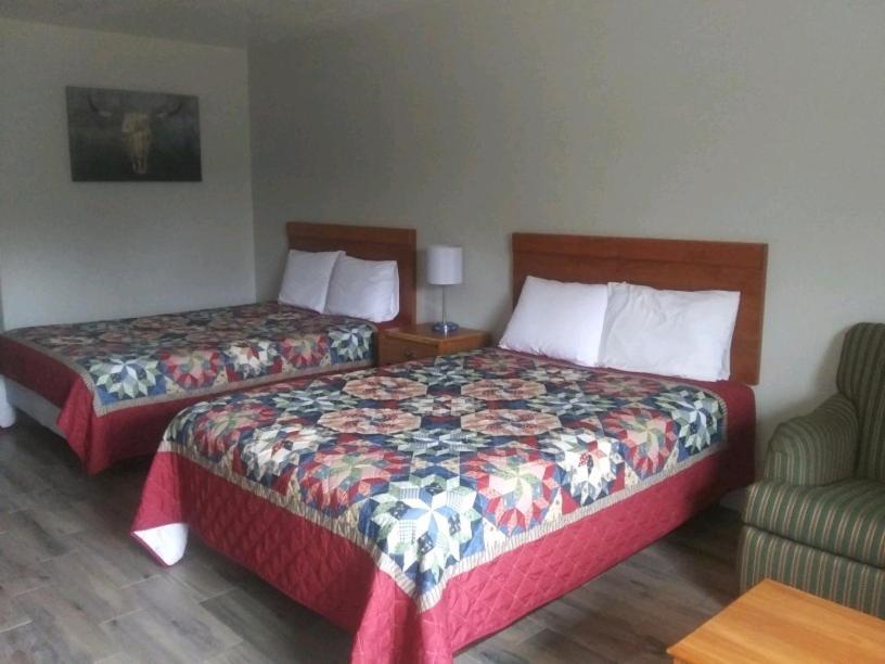 Whispering Creek Lodging & Rv Resort Newton 外观 照片
