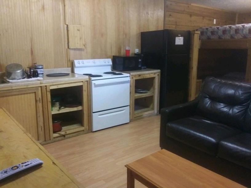 Whispering Creek Lodging & Rv Resort Newton 外观 照片