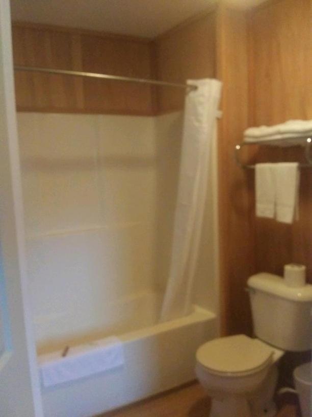 Whispering Creek Lodging & Rv Resort Newton 外观 照片